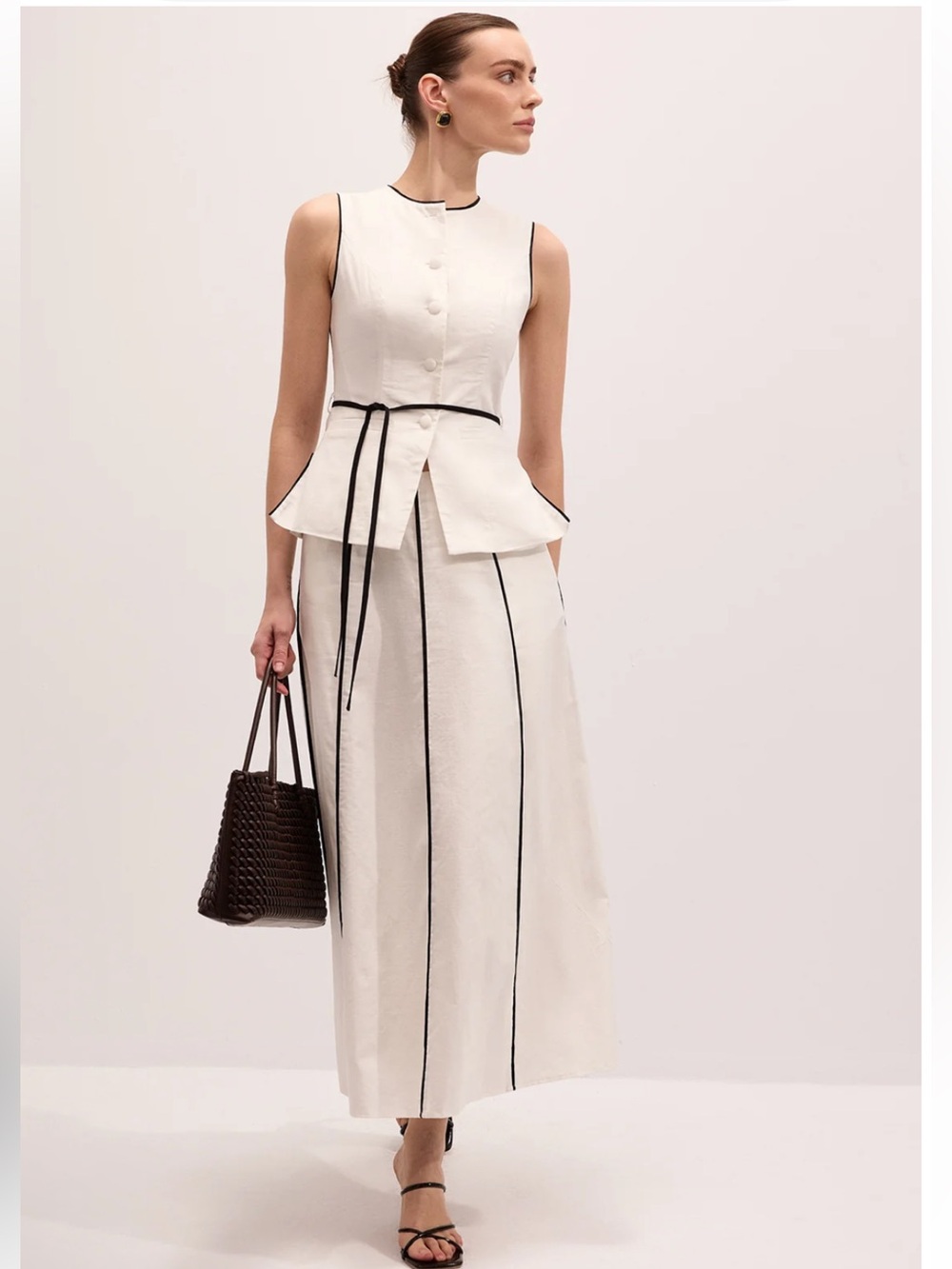 Sleeveless White Maxi Skirt with Black Piping - Picture 2 of 7